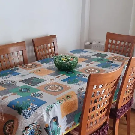 Dreamy Family Getaway 2br,2ba דירה *